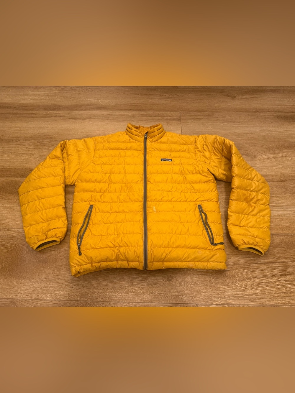 Patagonia Vintage Men's Yellow Down Sweater Ultralight Jacket Size Medium